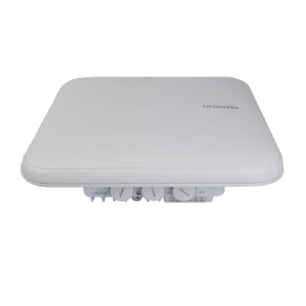 Huawei AP8050TN-HD 802.11ac Wave2 Tri-Band (1x2,4GHz 2x5GHz) integrált antennás kültéri AccessPoint