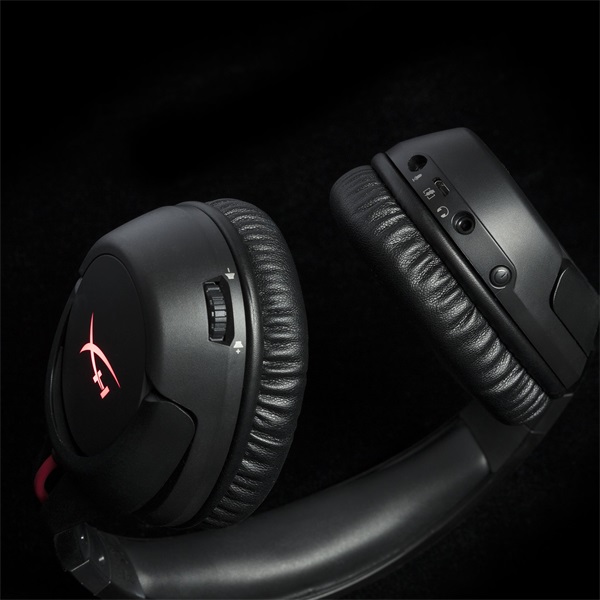 HyperX Cloud Flight vezeték nélküli fekete gamer headset