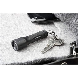 Ledlenser K3 15 lumen lámpa 4xAG13