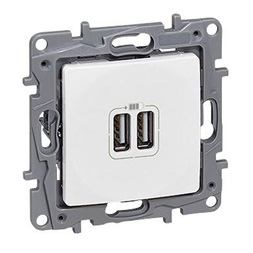 Legrand 764594 Niloé fehér kettős USB töltőaljzat