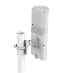 MikroTik mANT 15s 5GHz 120 fokos 15dBi dual poláros szektor antenna, 2xRPSMA csatlakozóval