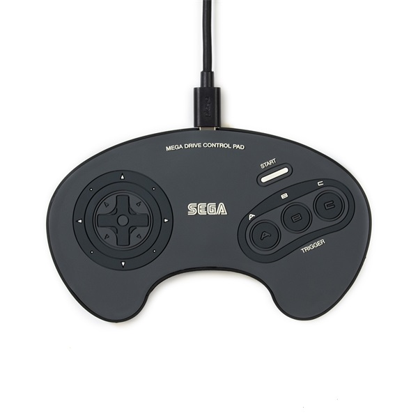 Numskull SEGA Mega Drive kontroller 10W vezeték nélküli töltőpad