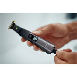 Philips OneBlade Pro QP6551/17 hibrid borotva