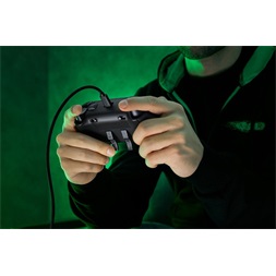 Razer Wolverine V2 Chroma Xbox Series X/S/PC fekete vezetékes kontroller