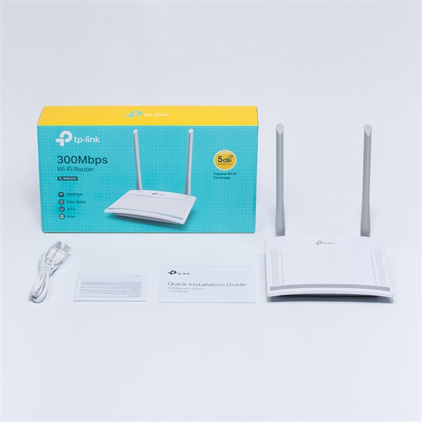 TP-Link TL-WR820N 2x FE LAN, 1xFE WAN port Vezeték nélküli 300Mbps Router