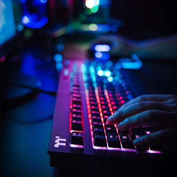 Ttesports Premium X1 (Cherry MX blue) RGB US USB  mechanikus gamer billentyűzet