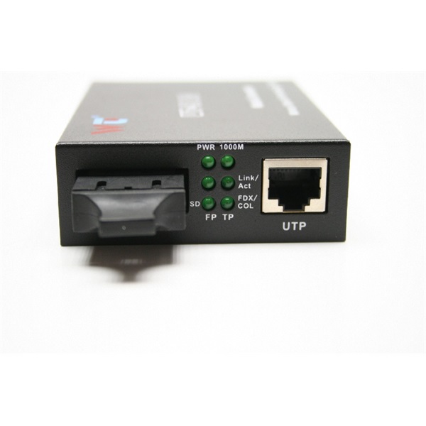 WINTOP WT-8110GSA-11-20-AS SM 100/1000Mbps 20km SC/RJ45 Optikai média konverter